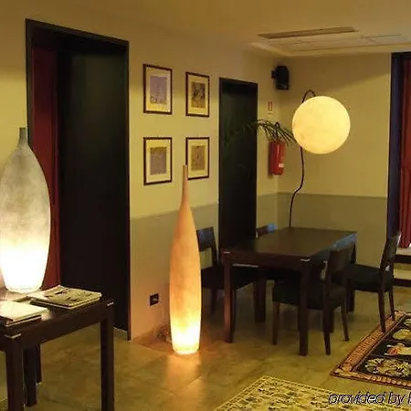 Hotel Re Di Rome