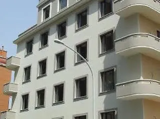 Re Di Hotell Rom